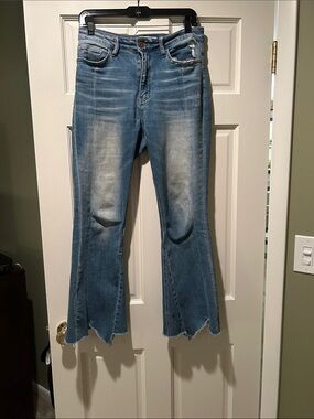 Women’s vervet size 27 flare jeans